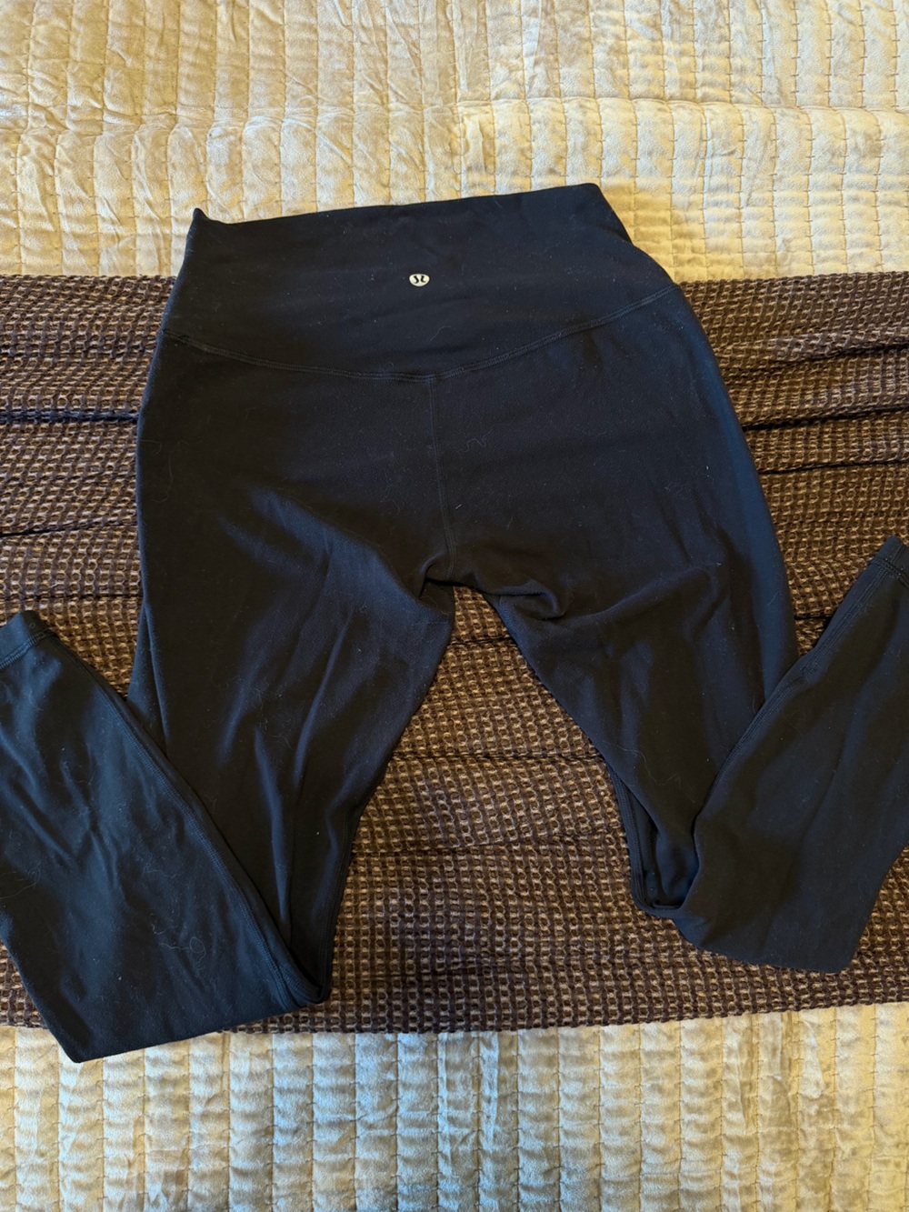 Lululemon Black Align High-Rise Leggings size 6